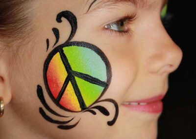 piece sign face painting